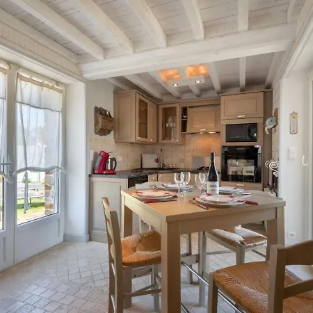 Holiday home Zoe By Interhome